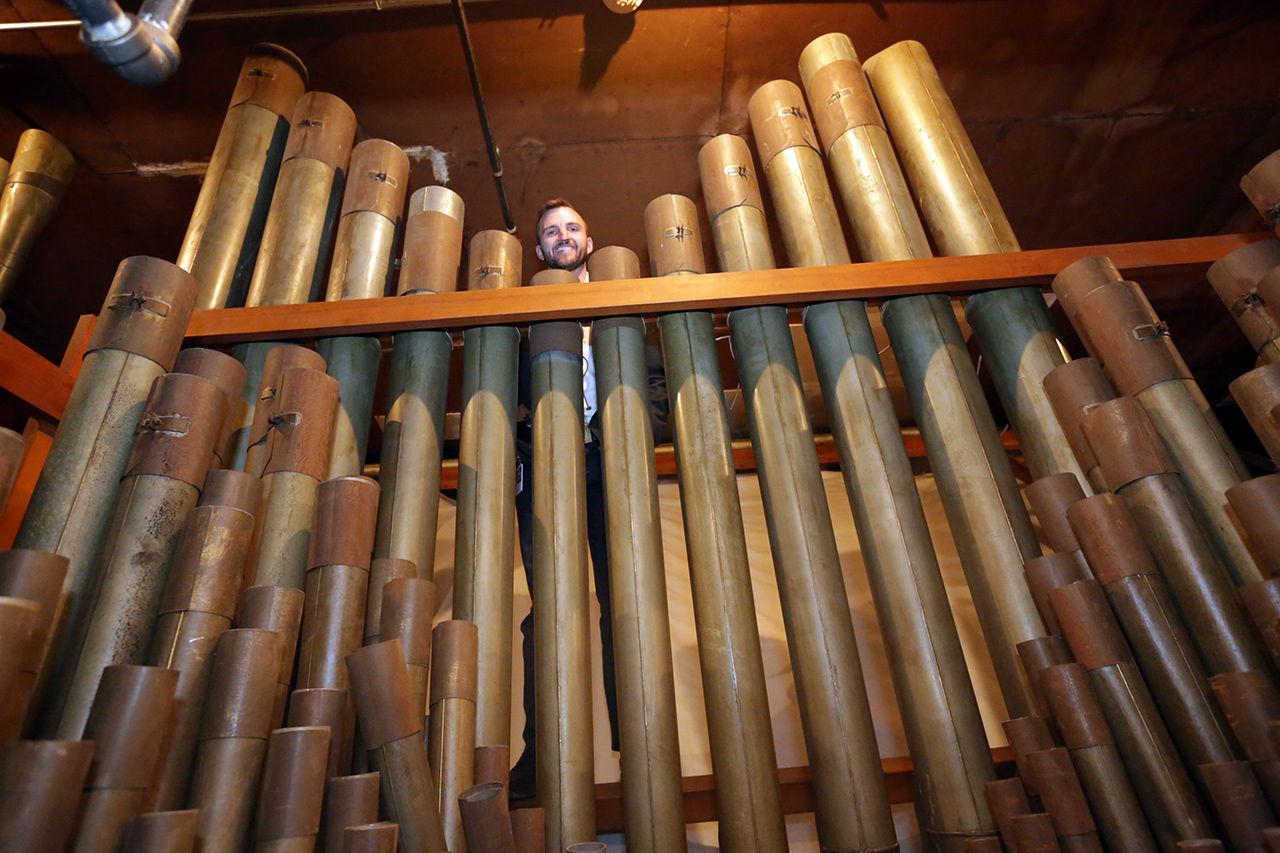 pipe organ